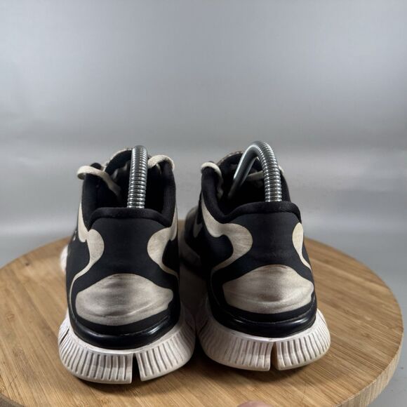 Nike Women's Sz 9 Free Runner 5.0 Sneaker Black Running Shoes - Picture 4 of 8